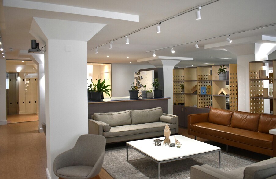 45 Curlew St, Londres à louer - Photo de l’immeuble – Image 2 sur 8