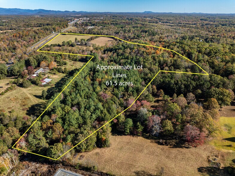 7634 Seminole Trl, Ruckersville, VA à vendre - Photo de l’immeuble – Image 3 sur 16