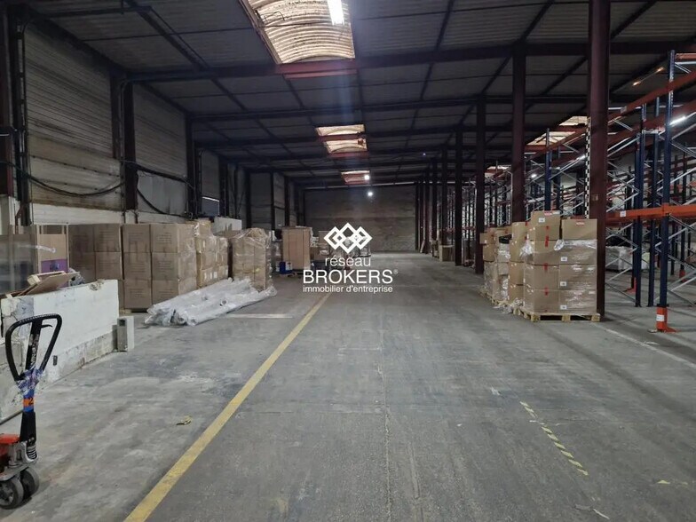 Industriel/Logistique dans Saint-Soupplets à louer - Photo de l’immeuble – Image 1 sur 6