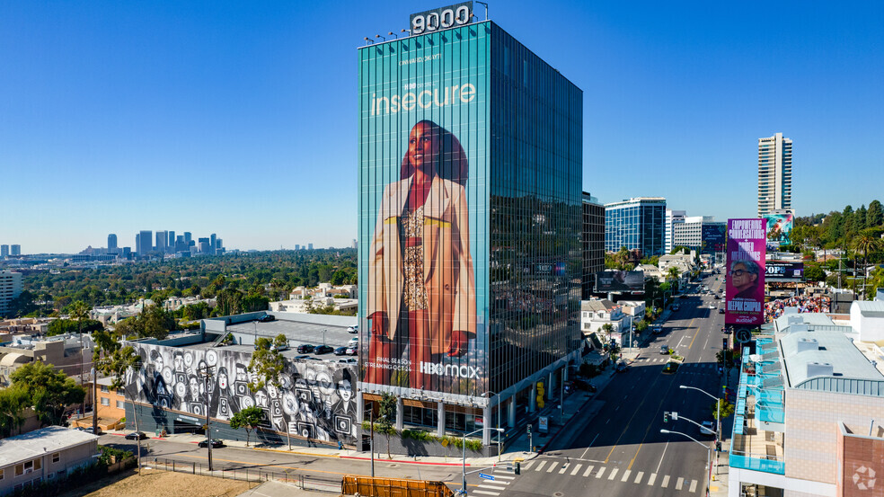 9000 W Sunset Blvd, West Hollywood, CA à louer - Photo de l’immeuble – Image 1 sur 11