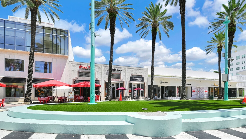 663 Lincoln Rd, Miami Beach, FL à louer - Photo de l’immeuble – Image 3 sur 6