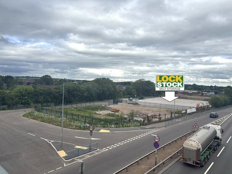 Uttoxeter Rd, Stoke On Trent à louer - Photo de l’immeuble – Image 1 sur 6
