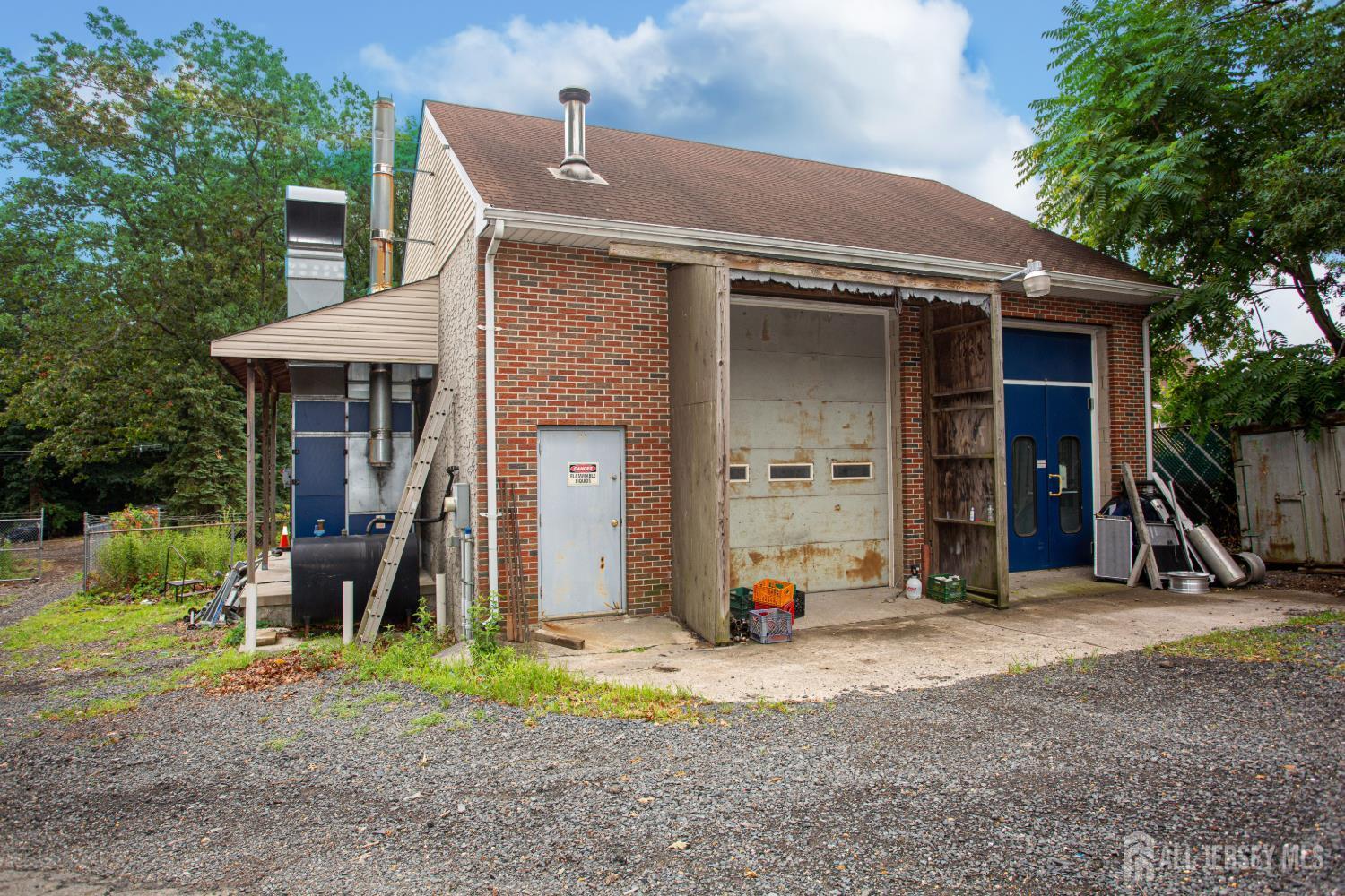 2070-2078 State Route 35, South Amboy, NJ 08879, South Amboy, NJ à louer Photo de l’immeuble– Image 1 sur 6