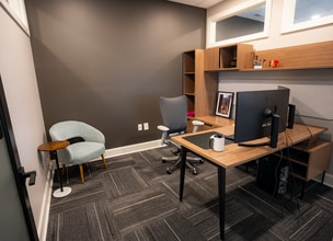 201 N Church St, Mooresville, NC à louer Photo intérieure– Image 1 sur 5