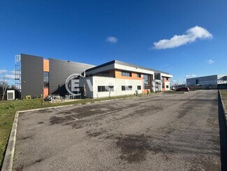 Plus de détails pour Local d'activités à louer