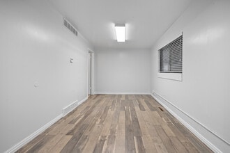 9386 S Redwood Rd, West Jordan, UT à vendre Photo intérieure– Image 1 sur 3