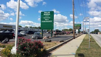 Plus de détails pour 2601-2709 W Grand Ave, Waukegan, IL - Bureau/Local commercial à louer