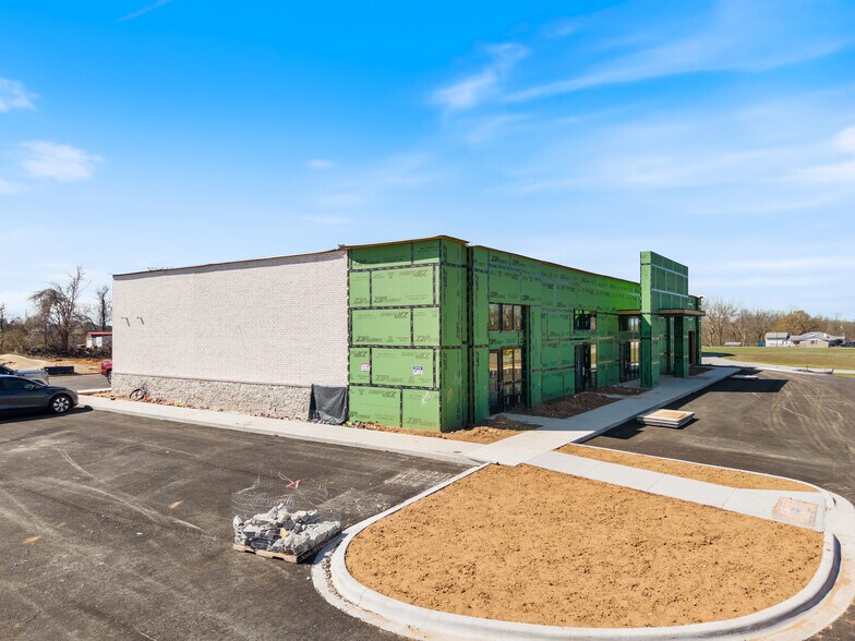4103 SW 2nd St, Bentonville, AR à louer - Photo de l’immeuble – Image 3 sur 14