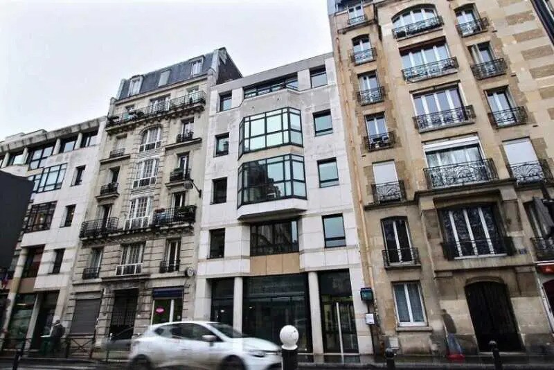 Bureau dans Paris à louer - Photo de l’immeuble – Image 1 sur 1
