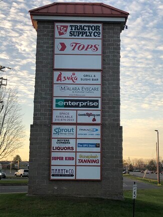 Plus de détails pour 8395-8417 Oswego Rd, Liverpool, NY - Local commercial à louer