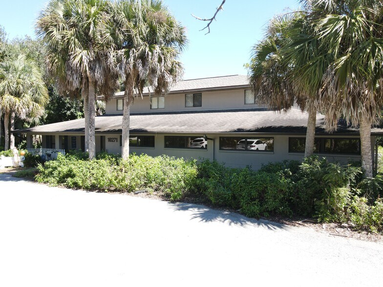 10271 Deer Run Farms Rd, Fort Myers, FL à louer - Photo de l’immeuble – Image 2 sur 10