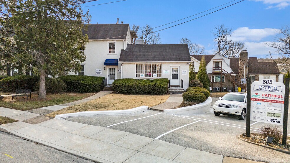 808 Bethlehem Pike, Glenside, PA à vendre - Photo principale – Image 1 sur 20