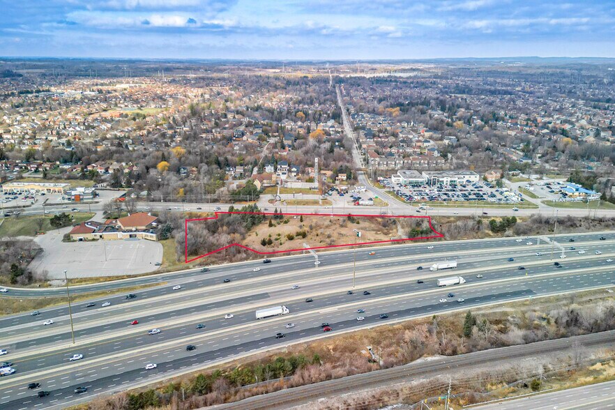 875 Kingston Rd, Pickering, ON à vendre - Aérien – Image 3 sur 3