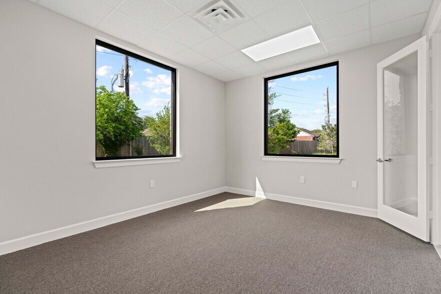 25145 Star Ln, Katy, TX à louer - Photo de l’immeuble – Image 3 sur 17