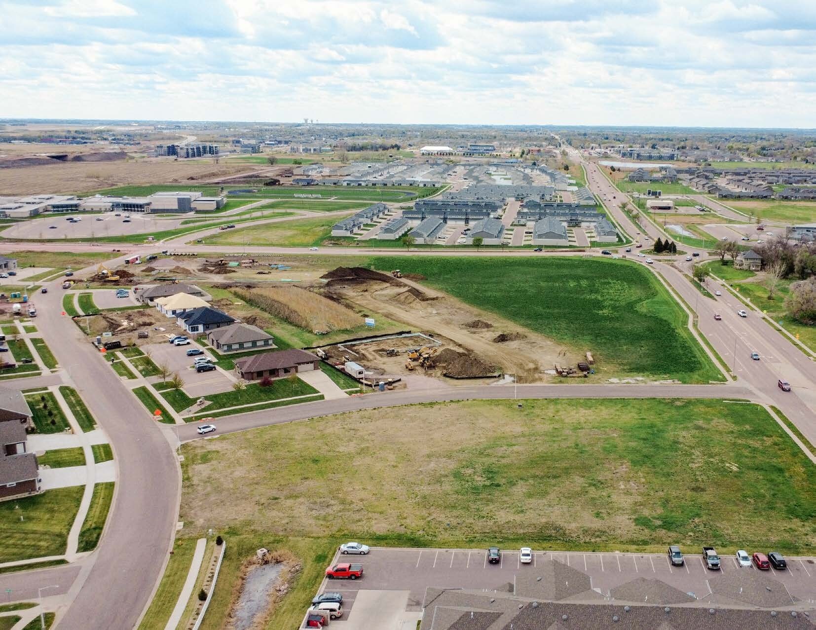 6200 S Southeastern Ave, Sioux Falls, SD à vendre Photo de l’immeuble– Image 1 sur 4