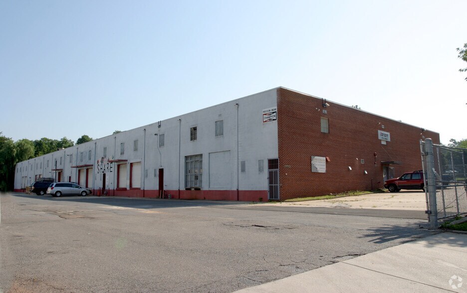 5170 Lawrence Pl, Hyattsville, MD à louer - Photo de l’immeuble – Image 2 sur 3
