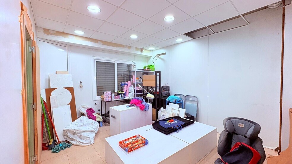 Immeuble residentiel dans Castellar del Vallès, Barcelona à vendre - Photo de l’immeuble – Image 2 sur 3