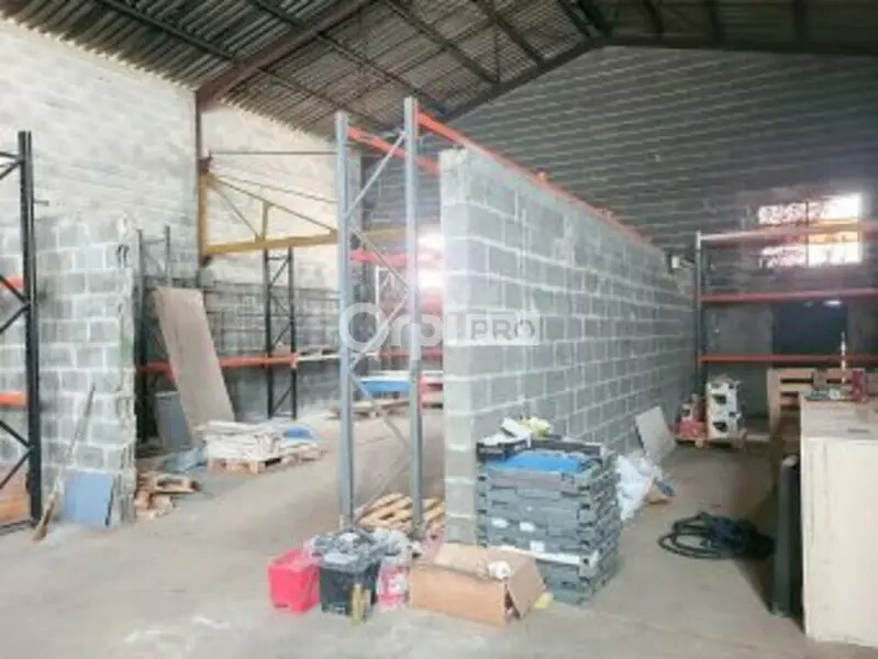 Local d'activités dans Domérat à vendre Photo de la construction– Image 1 sur 3