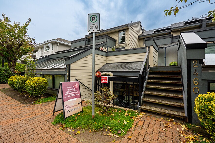 2458 Haywood Av, West Vancouver, BC à vendre - Photo de l’immeuble – Image 3 sur 5