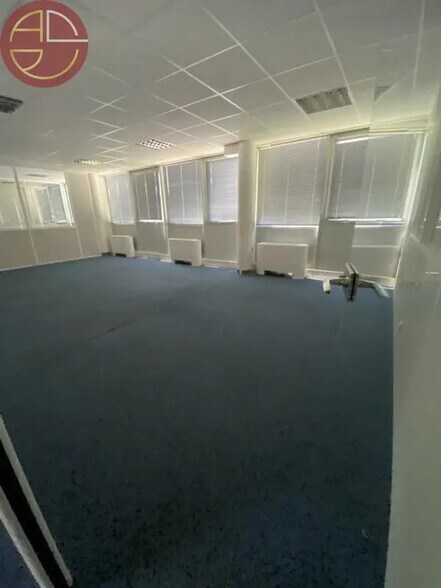 Bureau dans Labège à louer - Photo de l’immeuble – Image 3 sur 11