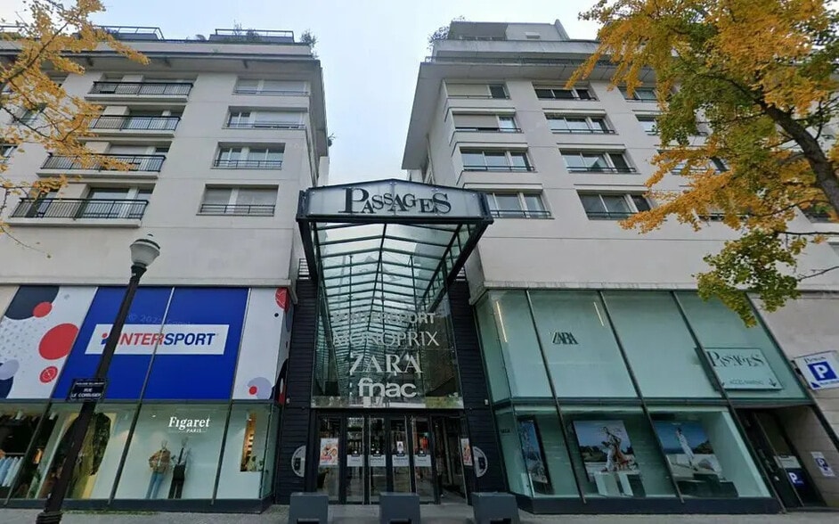 Local commercial dans Boulogne-Billancourt à louer - Photo de l’immeuble – Image 1 sur 1