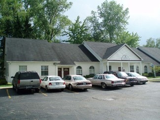 Plus de détails pour 23332 Orchard Lake Rd, Farmington Hills, MI - Bureau à louer