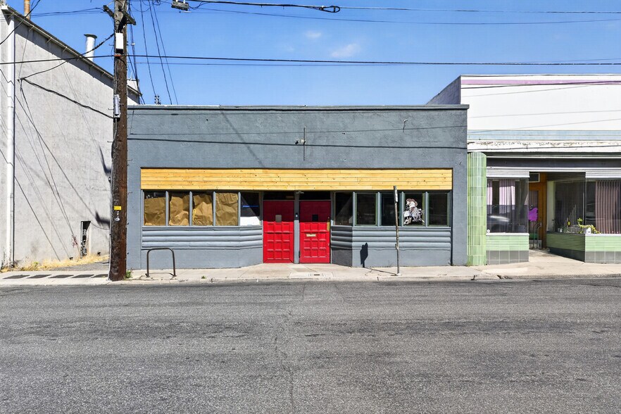 118 S Broadway St, Yreka, CA à vendre - Photo de l’immeuble – Image 3 sur 22