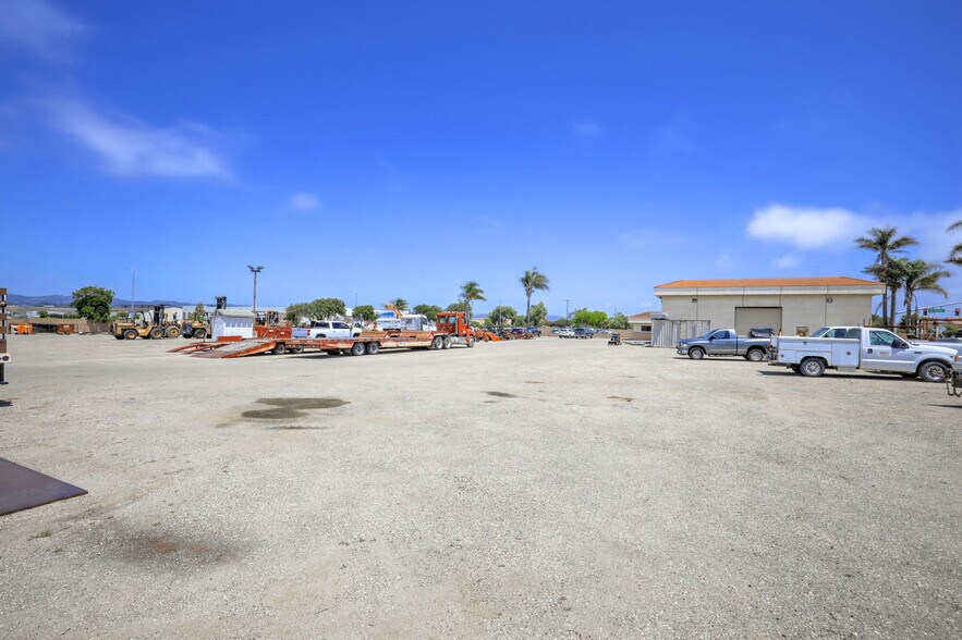 1401 N O St, Lompoc, CA à vendre - Photo de l’immeuble – Image 2 sur 11