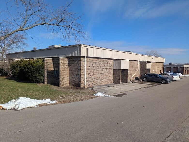 88 Westpark Rd, Centerville, OH à vendre - Photo de l’immeuble – Image 2 sur 7