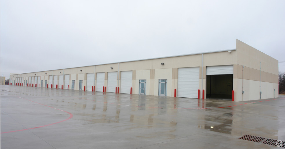 5317 Superior Pky, Fort Worth, TX à louer - Photo de l’immeuble – Image 2 sur 7