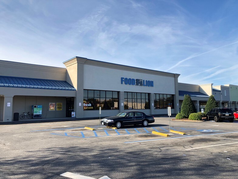 3841-4261 E Little Creek Rd, Norfolk, VA à louer - Photo de l’immeuble – Image 2 sur 13
