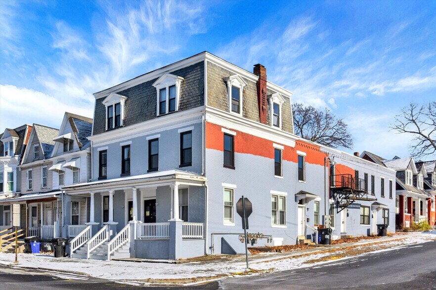33 S 18th St, Harrisburg, PA à vendre - Photo de l’immeuble – Image 2 sur 29
