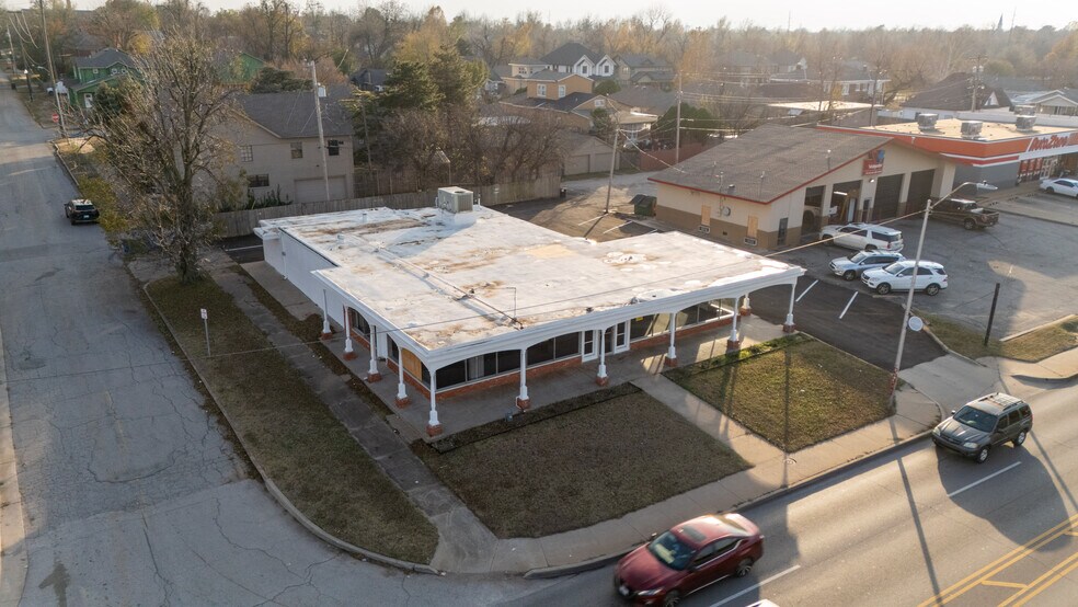 1304 NW 23rd St, Oklahoma City, OK à louer - Photo de l’immeuble – Image 3 sur 23