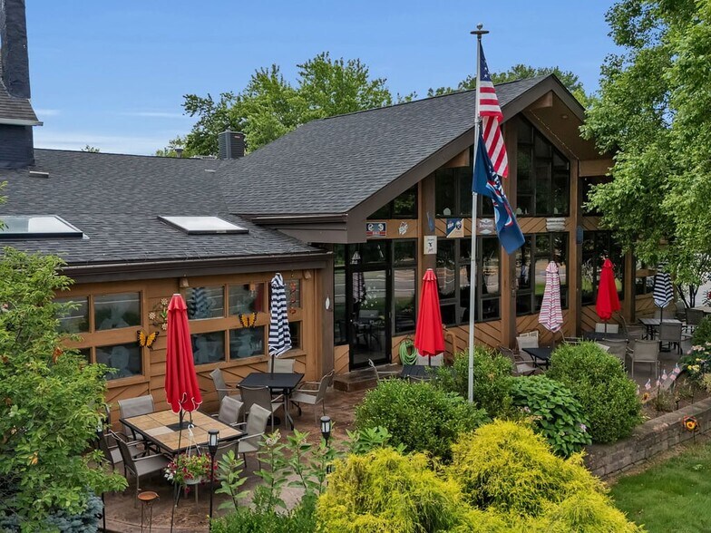4300 Abbott Rd, Orchard Park, NY à vendre - Photo de l’immeuble – Image 3 sur 42