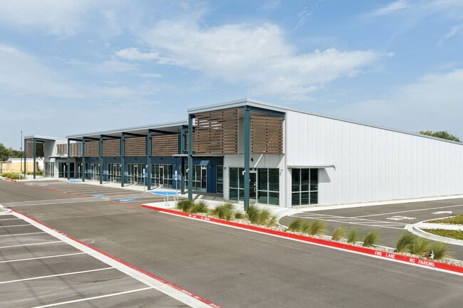 Plus de détails pour 8822 W Expressway 83, Harlingen, TX - Local commercial à louer