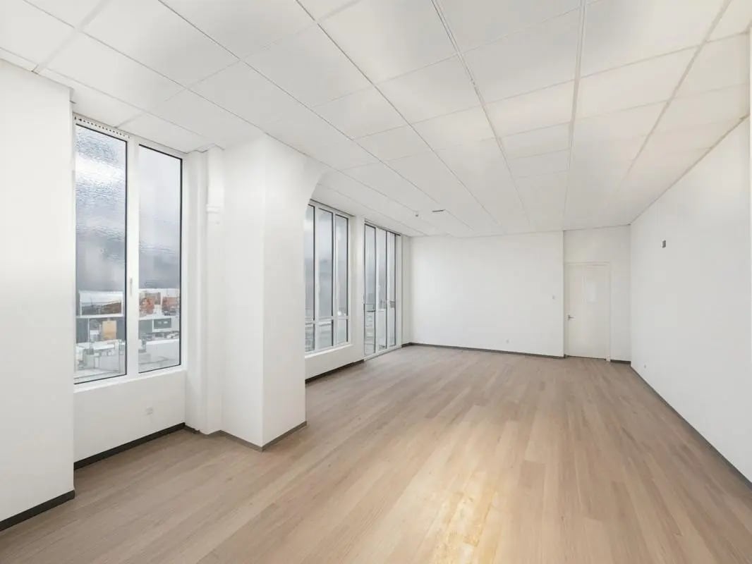 Bureau dans Paris à louer Photo de l’immeuble– Image 1 sur 6
