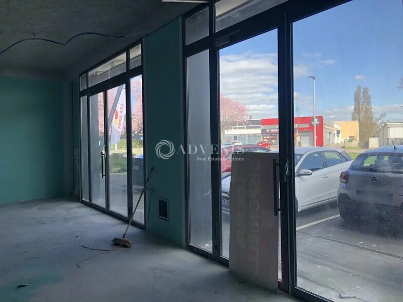 Local commercial dans Houdemont à louer - Photo de l’immeuble – Image 2 sur 7