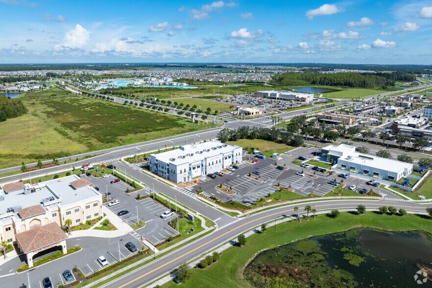 7800 Curley Rd, Wesley Chapel, FL à louer - Aérien – Image 2 sur 8