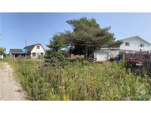 16904-18 Highway 7, Perth, ON à vendre - Photo de l’immeuble – Image 3 sur 6