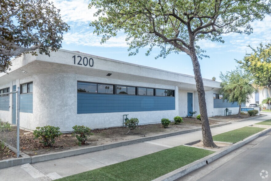 1200 W Gonzales Rd, Oxnard, CA à vendre - Photo de l’immeuble – Image 3 sur 3