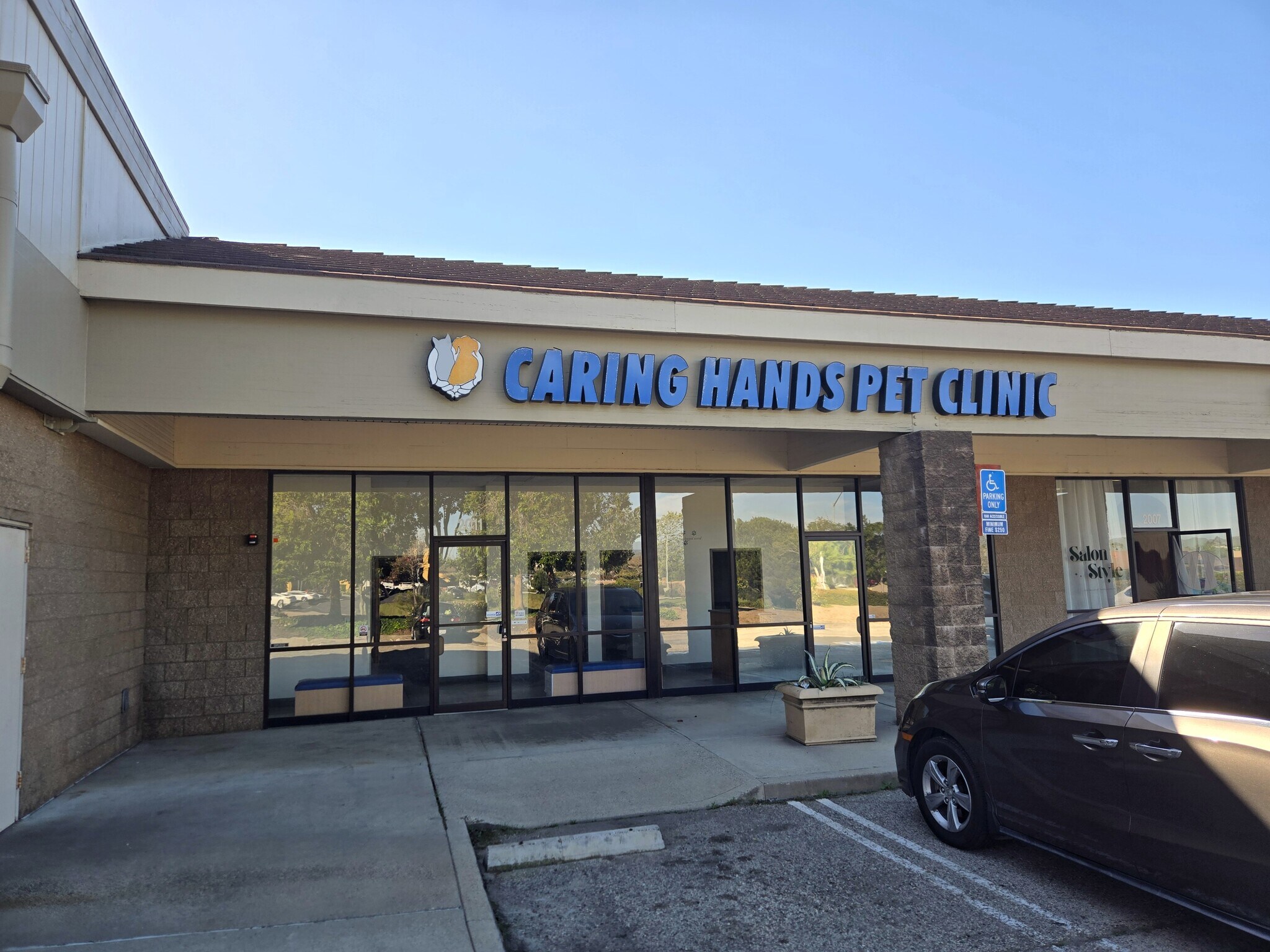 2011 S Miller St, Santa Maria, CA à louer Photo principale– Image 1 sur 5