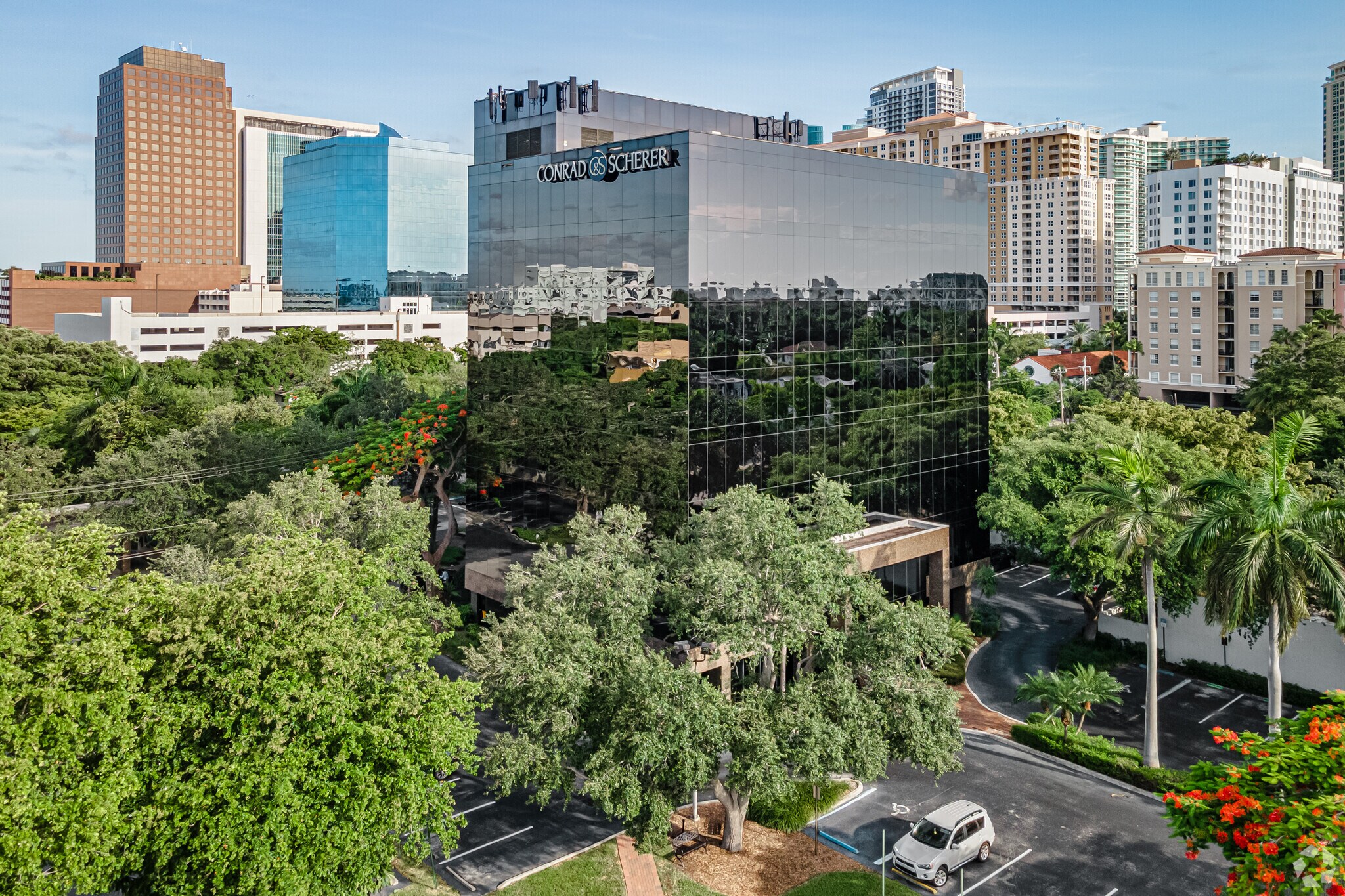 633 S Federal Hwy, Fort Lauderdale, FL à louer Photo principale– Image 1 sur 9