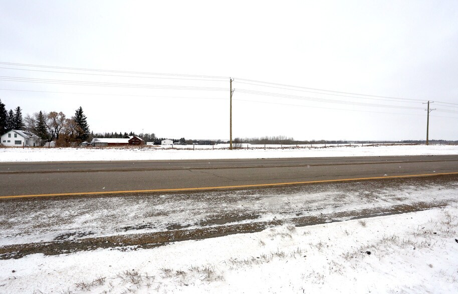 53203 271 Range Rd, Parkland County, AB à vendre - Photo de l’immeuble – Image 3 sur 7