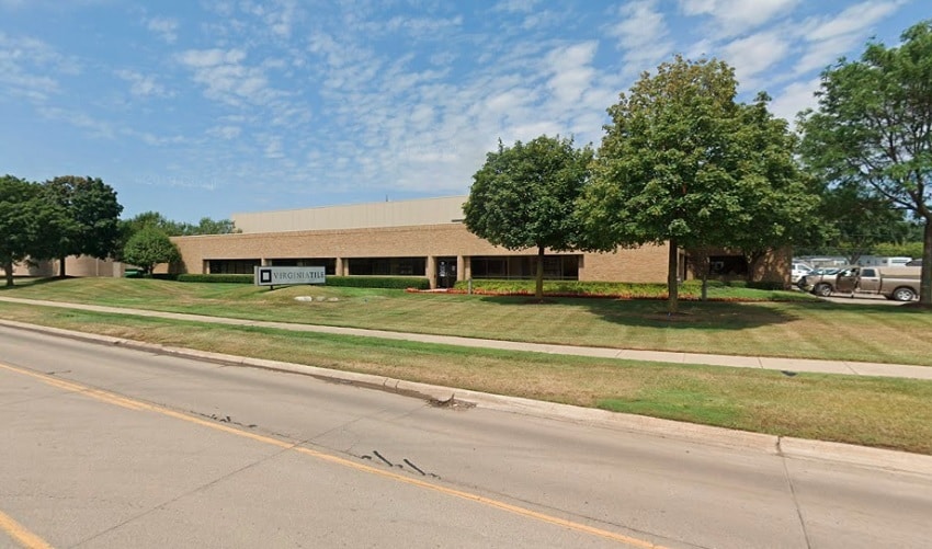 7689 19 Mile Rd, Sterling Heights, MI à louer Photo principale– Image 1 sur 6