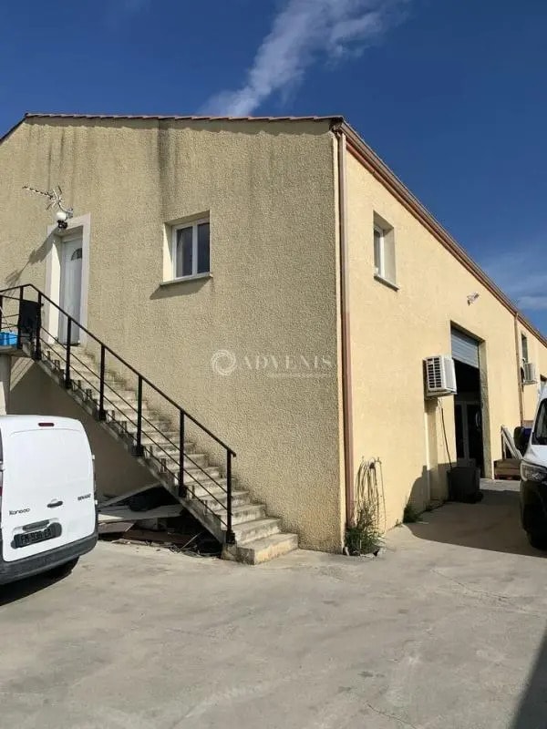 Local d'activités dans Coursan à vendre Photo de l’immeuble– Image 1 sur 5