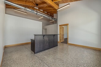 8512 N Wayne Dr, Hayden, ID à louer Photo intérieure– Image 1 sur 19