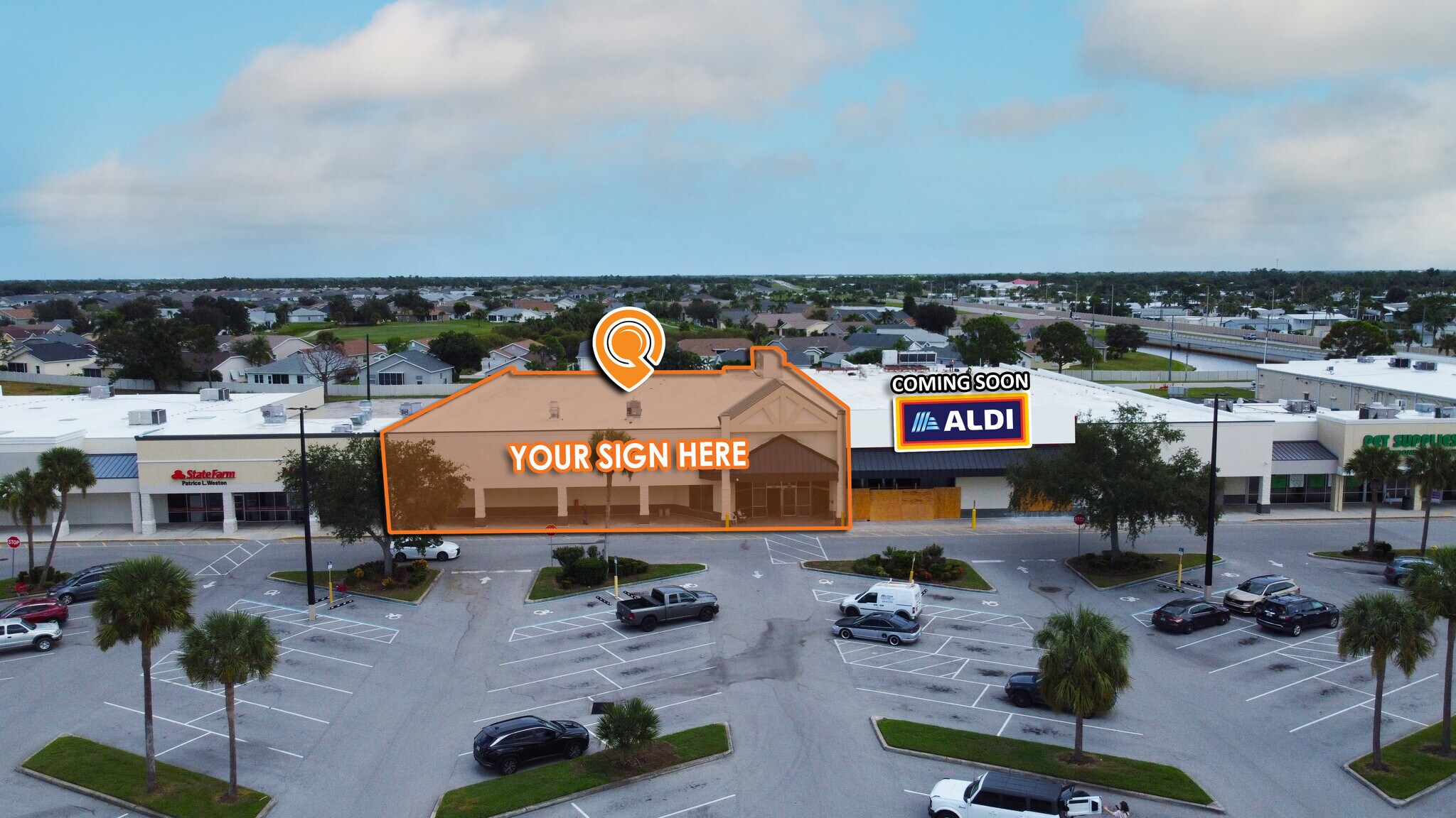 1928-2000 Kings Hwy, Port Charlotte, FL à louer Photo de l’immeuble– Image 1 sur 7