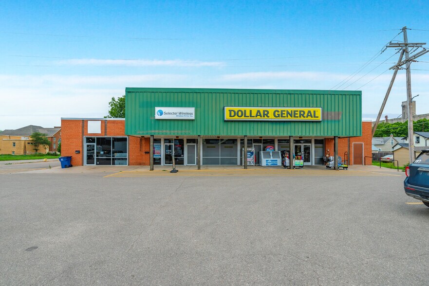 409 N Buckeye Ave, Abilene, KS à louer - Photo de l’immeuble – Image 1 sur 13