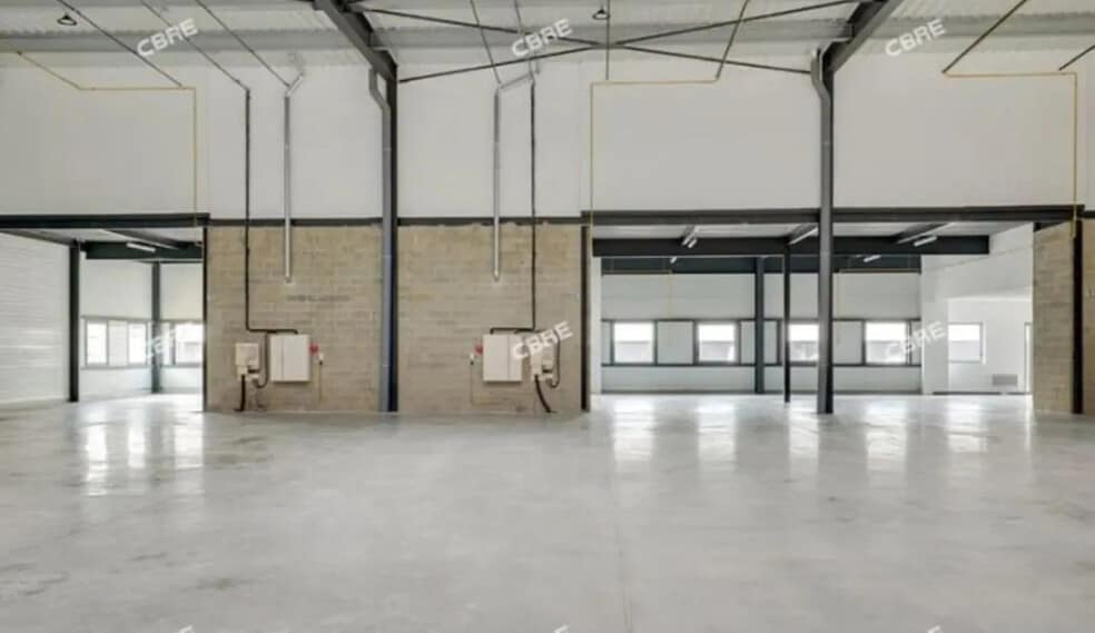 Bureau dans Les Pennes-Mirabeau à louer - Photo intérieure – Image 1 sur 3