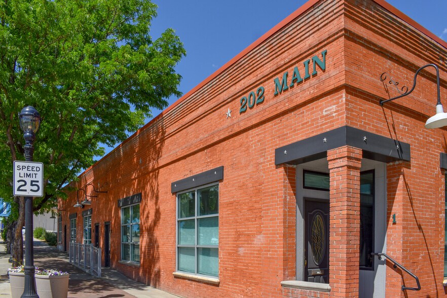 202 Main St, Longmont, CO à louer - Photo de l’immeuble – Image 1 sur 3